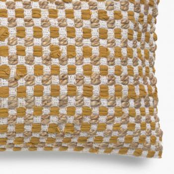 Cushion-cover-Fiesta-Gold_detail