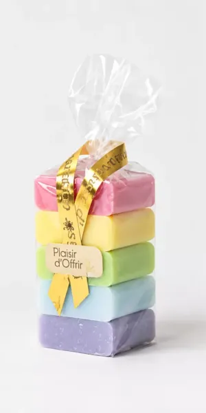 Geschenkpackung-Regenbogen-