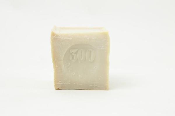 Le-Serail300g-Neutral-04